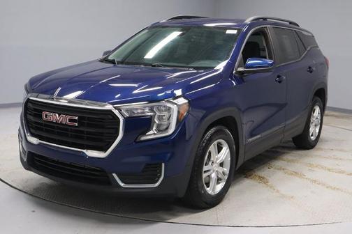 Marine Metallic 2022 GMC Terrain SLE