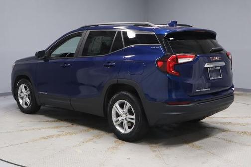 Marine Metallic 2022 GMC Terrain SLE