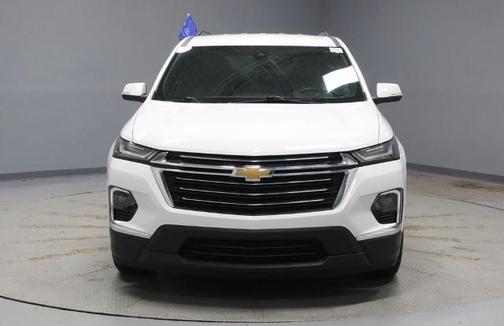 Summit White 2023 Chevrolet Traverse LT CLOTH