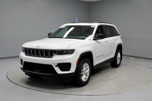 2024 Jeep Grand Cherokee Laredo X
