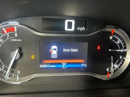 White 2021 Honda Ridgeline RTL