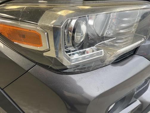 2020 Toyota Tacoma TRD OFF ROAD