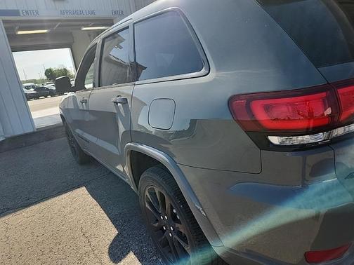2021 Jeep Grand Cherokee Laredo X