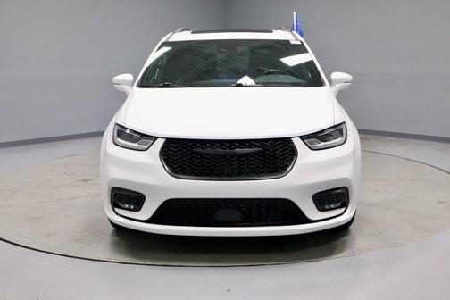 2021 Chrysler Pacifica Touring-L