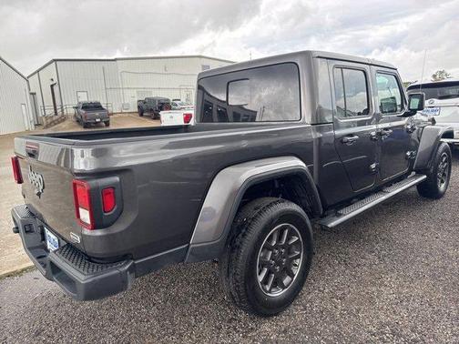 2023 Jeep Gladiator Overland