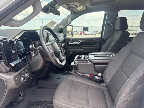2024 Chevrolet Silverado 2500 LT