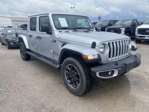 2023 Jeep Gladiator Overland