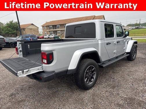 2023 Jeep Gladiator Overland