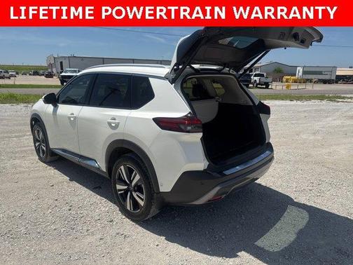 2023 Nissan Rogue SL