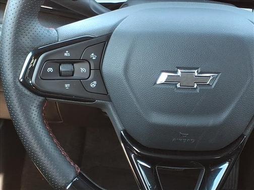 2025 Chevrolet Trax RS