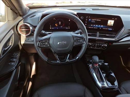 2025 Chevrolet Trax RS