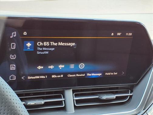 2025 Chevrolet Trax RS