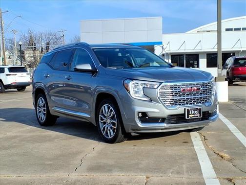2024 GMC Terrain Denali