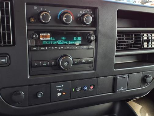 2025 GMC Savana 3500 LS 3500