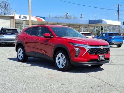 2026 Chevrolet Trax LS