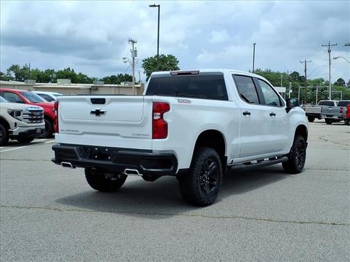 Summit White 2026 Chevrolet Silverado 1500 Custom Trail Boss
