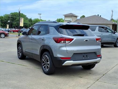 Sterling Gray Metallic 2024 Chevrolet Trailblazer LT