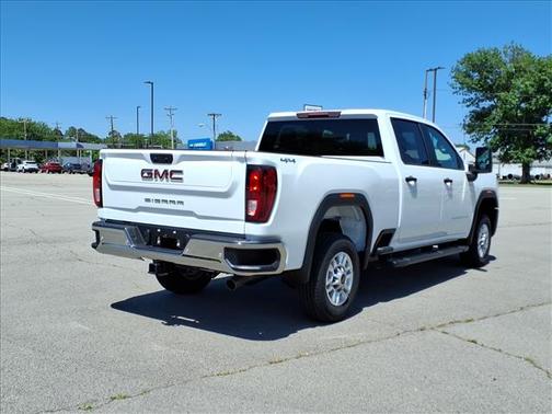 Summit White 2026 GMC Sierra 2500 Pro