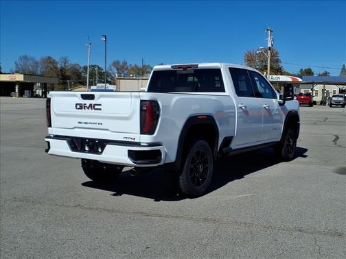 2026 GMC Sierra 2500 AT4
