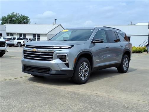 Gray 2025 Chevrolet Traverse LT