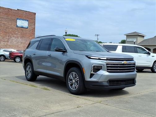 Gray 2025 Chevrolet Traverse LT