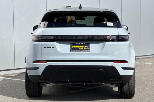 Arroios Grey Metallic 2026 Land Rover Range Rover Evoque Core S