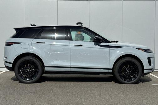 Arroios Grey Metallic 2026 Land Rover Range Rover Evoque Core S