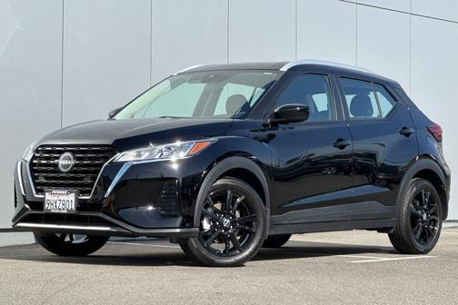 2023 Nissan Kicks SV