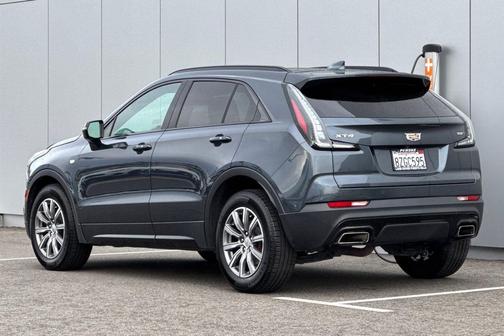 Shadow Metallic 2021 Cadillac XT4 Sport