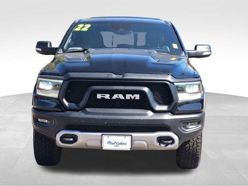 Diamond Black Crystal Pearlcoat 2022 RAM 1500 Rebel