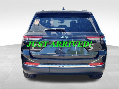 Rocky Mountain Pearlcoat 2024 Jeep Grand Cherokee 4xe Base