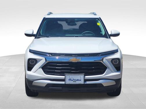 Summit White 2025 Chevrolet Trailblazer LT