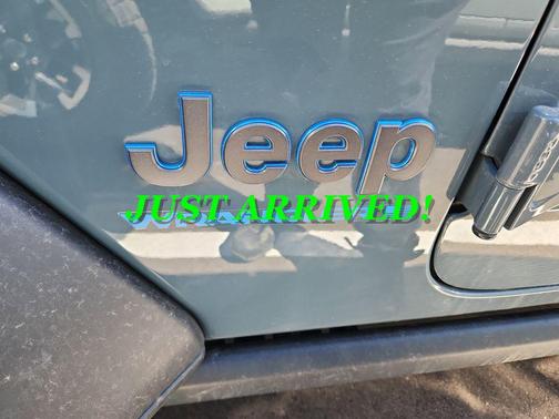 Anvil Clear Coat 2024 Jeep Wrangler 4xe Willys