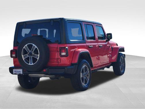 Firecracker Red Clearcoat 2023 Jeep Wrangler 4-Door Sahara 4x4