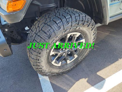 Earl Clearcoat 2024 Jeep Wrangler 4xe Rubicon X