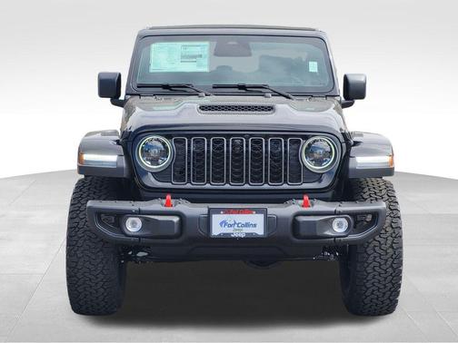 Black Clearcoat 2027 Jeep Wrangler Rubicon