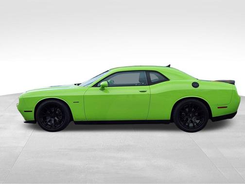 2015 Dodge Challenger R/T Plus