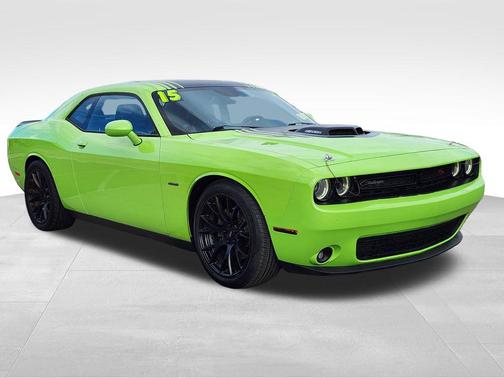 2015 Dodge Challenger R/T Plus