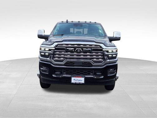 Diamond Black Crystal Pearlcoat 2026 RAM 3500 Limited Mega Cab 4x4 6'4' Box