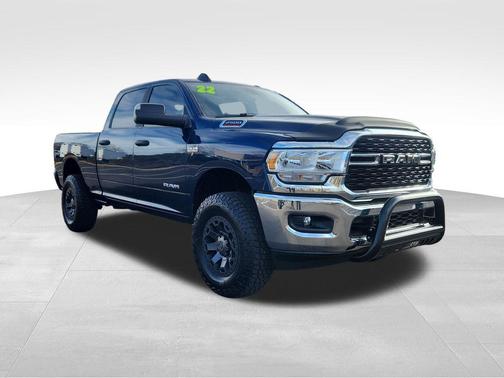 2022 RAM 2500 Big Horn Crew Cab 4x4 6'4' Box
