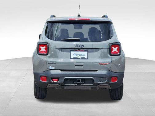 Sting-Gray Clearcoat 2022 Jeep Renegade Trailhawk