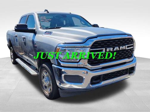 2022 RAM 2500 Big Horn Crew Cab 4x4 6'4' Box