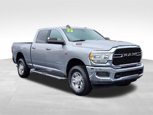 2022 RAM 2500 Big Horn Crew Cab 4x4 6'4' Box