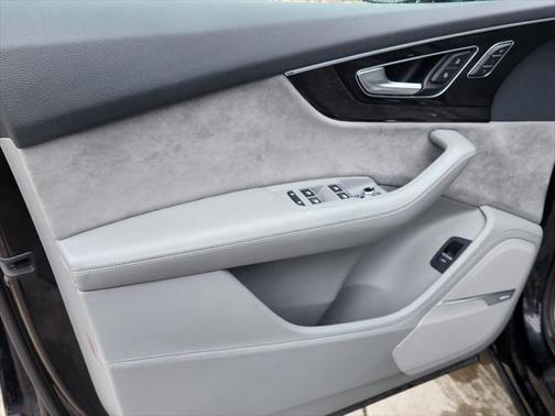 2019 Audi Q7 55 Prestige
