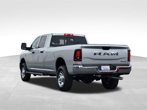 2026 RAM 3500 Tradesman Crew Cab 4x4 8' Box