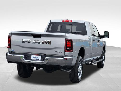2026 RAM 3500 Tradesman Crew Cab 4x4 8' Box