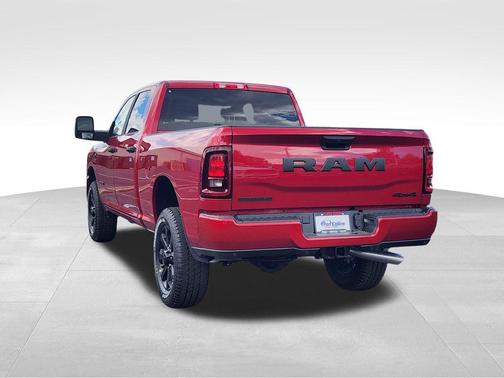 Molten Red Pearlcoat 2026 RAM 2500 Big Horn Crew Cab 4x4 6'4' Box
