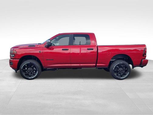 Molten Red Pearlcoat 2026 RAM 2500 Big Horn Crew Cab 4x4 6'4' Box