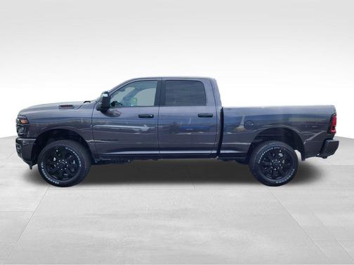 Granite Crystal Metallic Clearcoat 2026 RAM 2500 Big Horn Crew Cab 4x4 6'4' Box