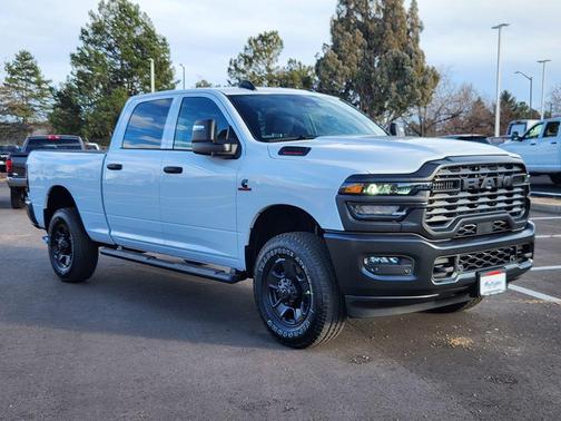 2026 RAM 3500 Tradesman Crew Cab 4x4 6'4' Box
